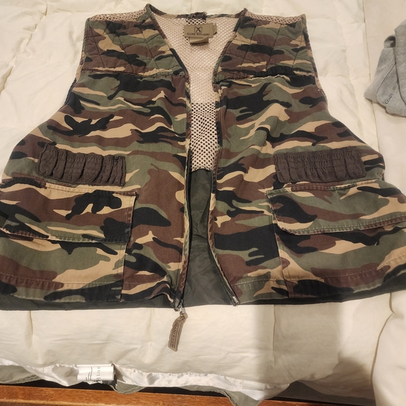 Camouflage Bird Hunting Vest Lg - Picture 1 of 4